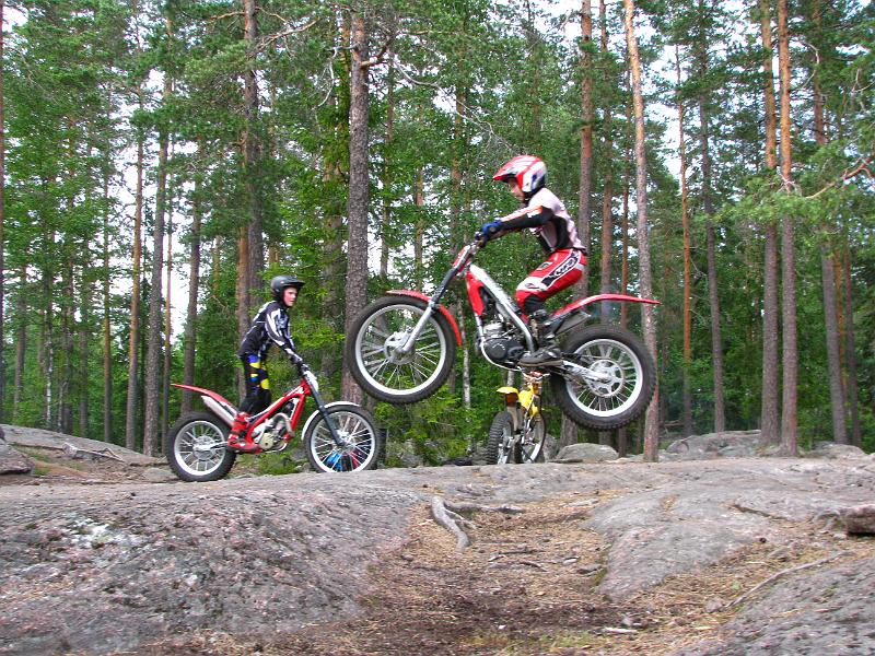 Leevi ilmassa.JPG